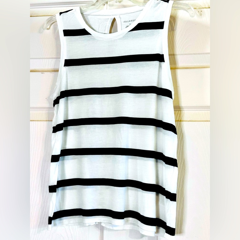 EUC Halogen Black and White‎ Boxy Tank Top Size M